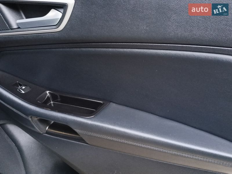 Позашляховик / Кросовер Ford Edge 2019 в Дубні фото 25 Позашляховик / Кросовер Ford Edge 2019 в Дубні