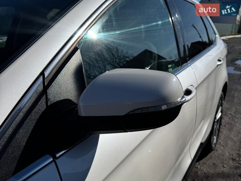 Позашляховик / Кросовер Ford Edge 2015 в Броварах
