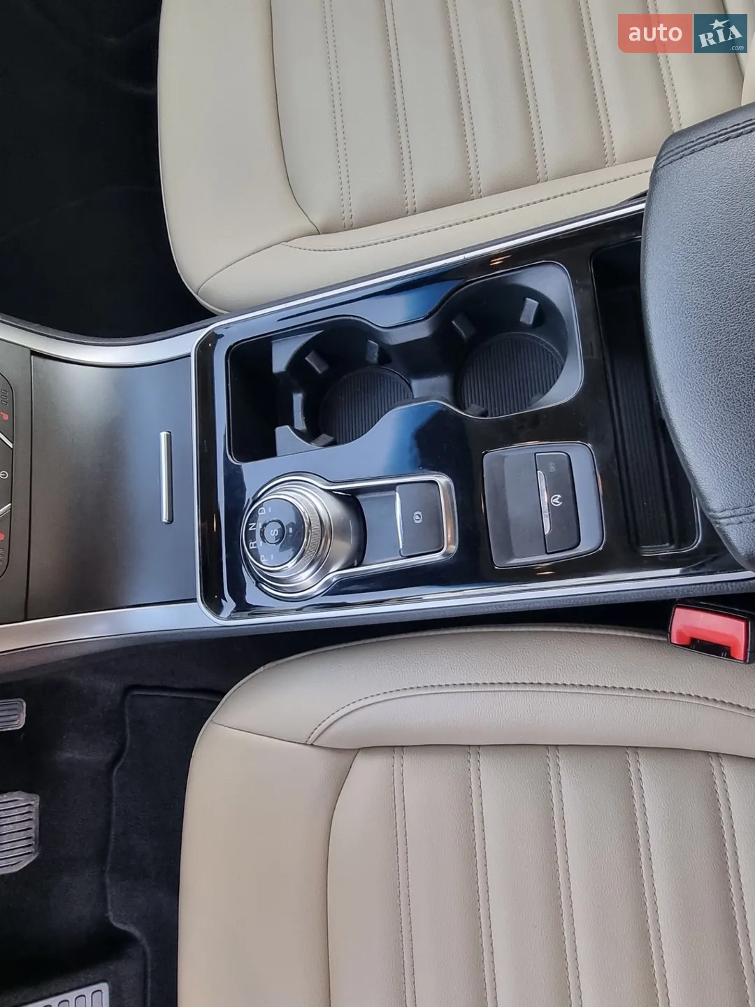 2019 Ford Edge - мініатюра 24