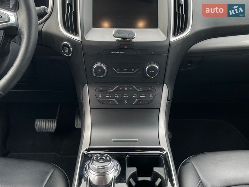 Позашляховик / Кросовер Ford Edge 2020 в Іллінцях