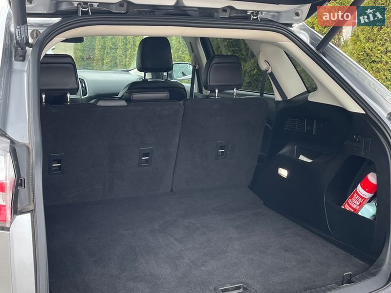 Позашляховик / Кросовер Ford Edge 2020 в Іллінцях