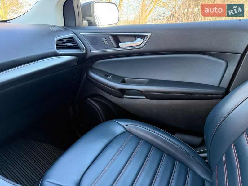 Позашляховик / Кросовер Ford Edge 2023 в Лубнах