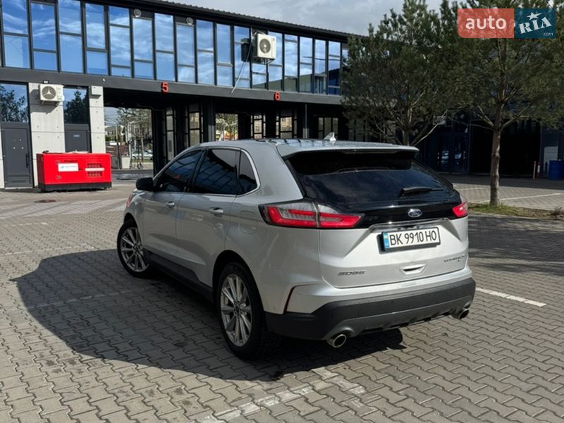 Позашляховик / Кросовер Ford Edge 2018 в Рівному