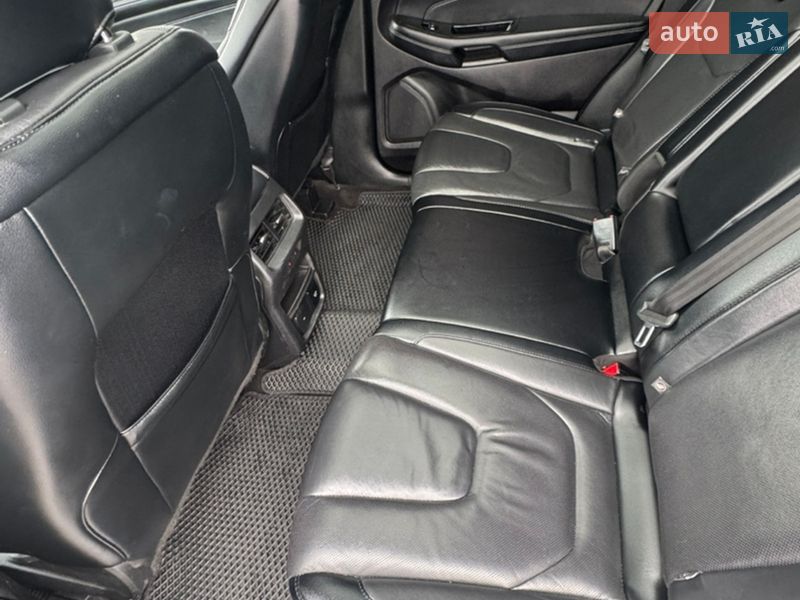 Позашляховик / Кросовер Ford Edge 2018 в Рівному