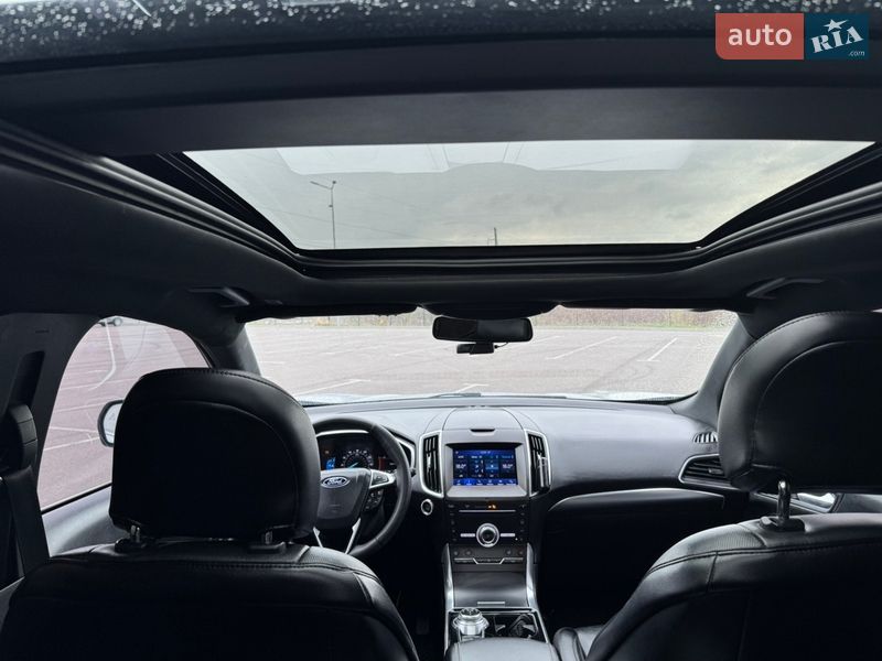 Позашляховик / Кросовер Ford Edge 2018 в Рівному