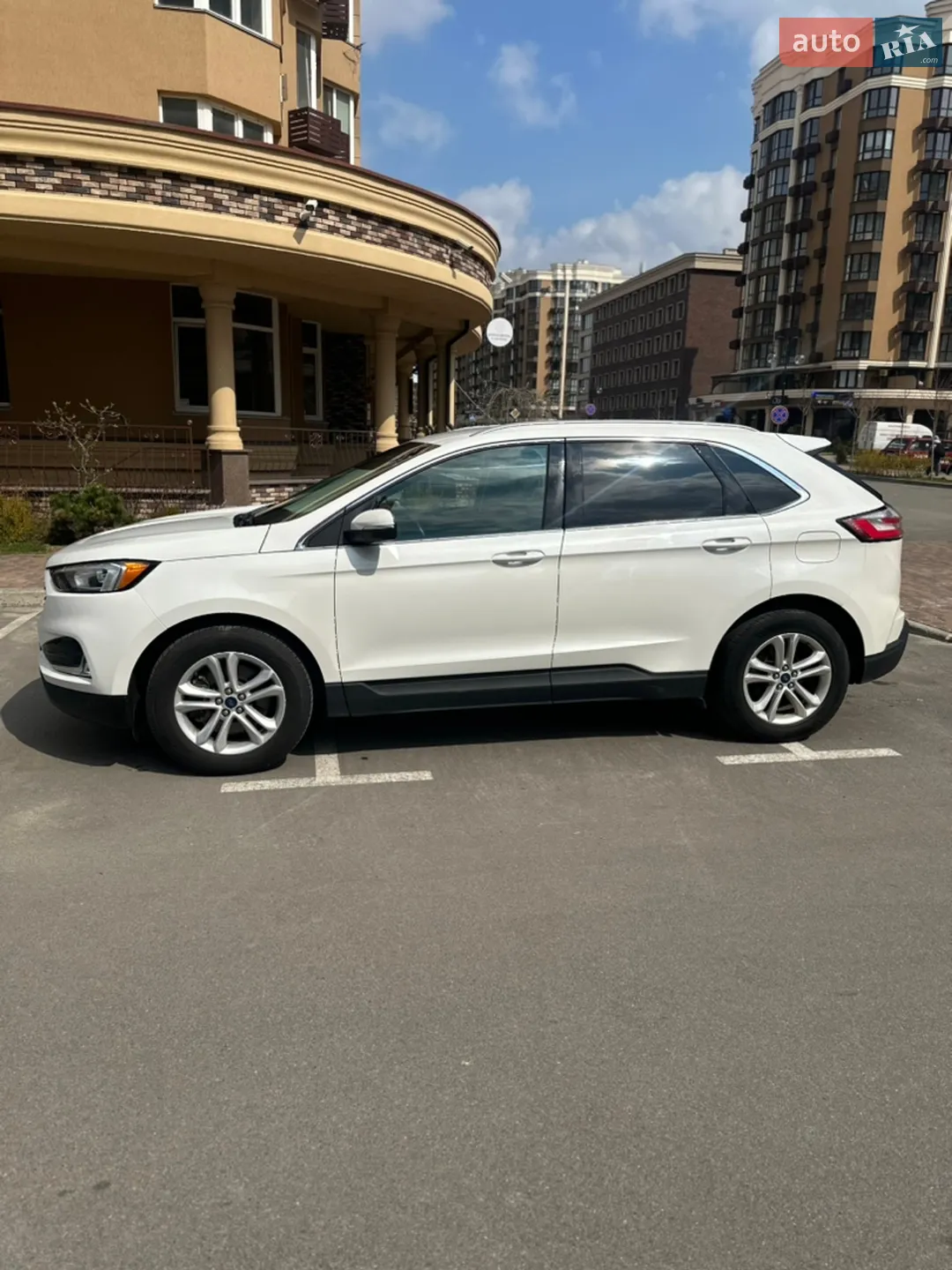 2020 Ford Edge - мініатюра 4