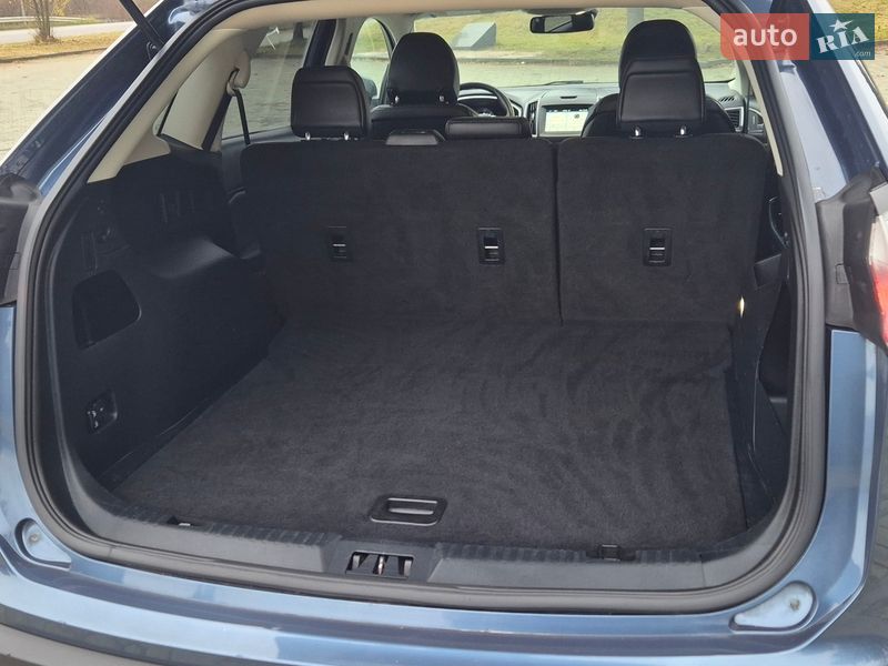 Внедорожник / Кроссовер Ford Edge 2019 в Дубно