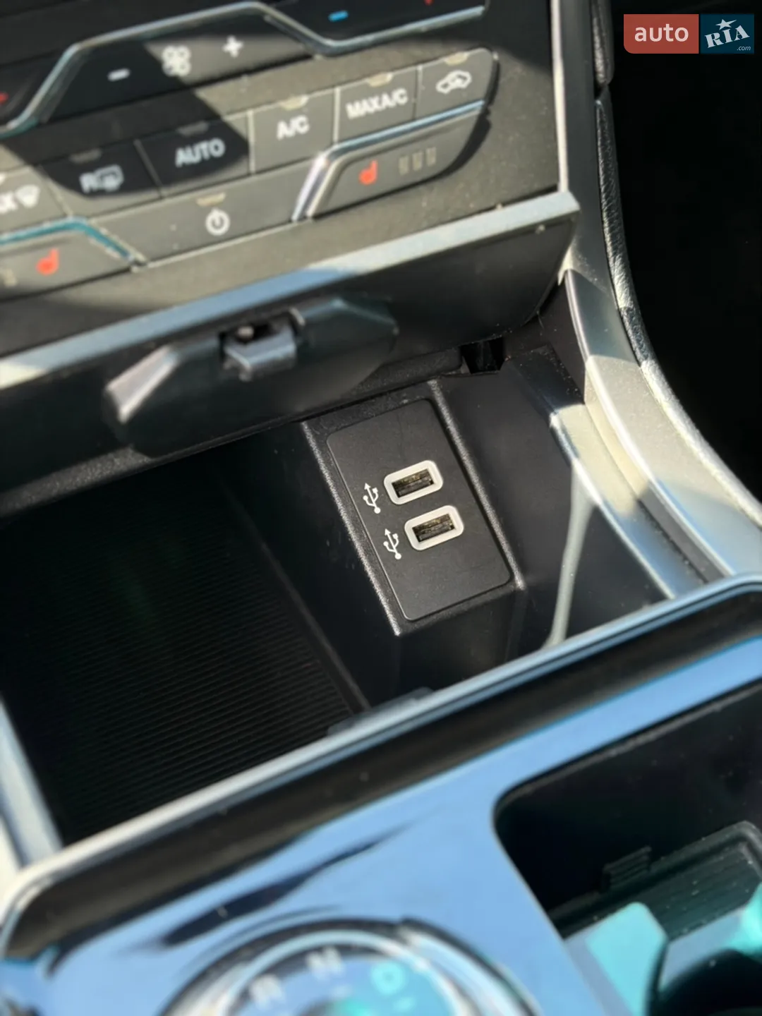2019 Ford Edge - мініатюра 16