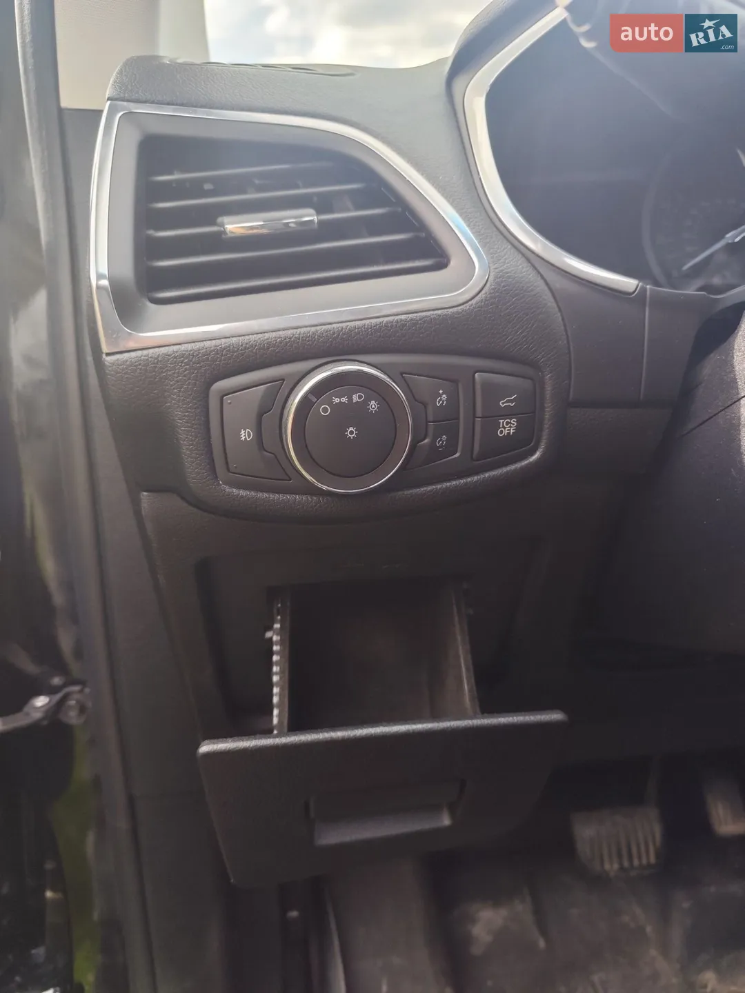 2018 Ford Edge - мініатюра 31