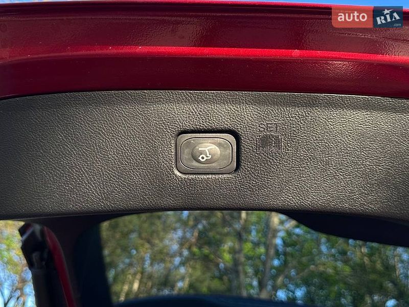 Позашляховик / Кросовер Ford Edge 2015 в Черкасах