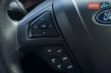 Внедорожник / Кроссовер Ford Edge 2020 в Стрые