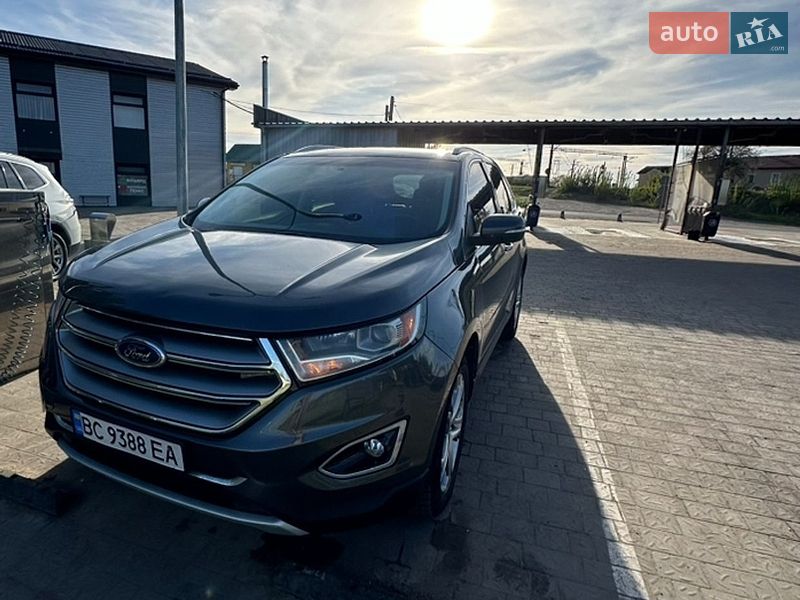 Позашляховик / Кросовер Ford Edge 2016 в Мостиській