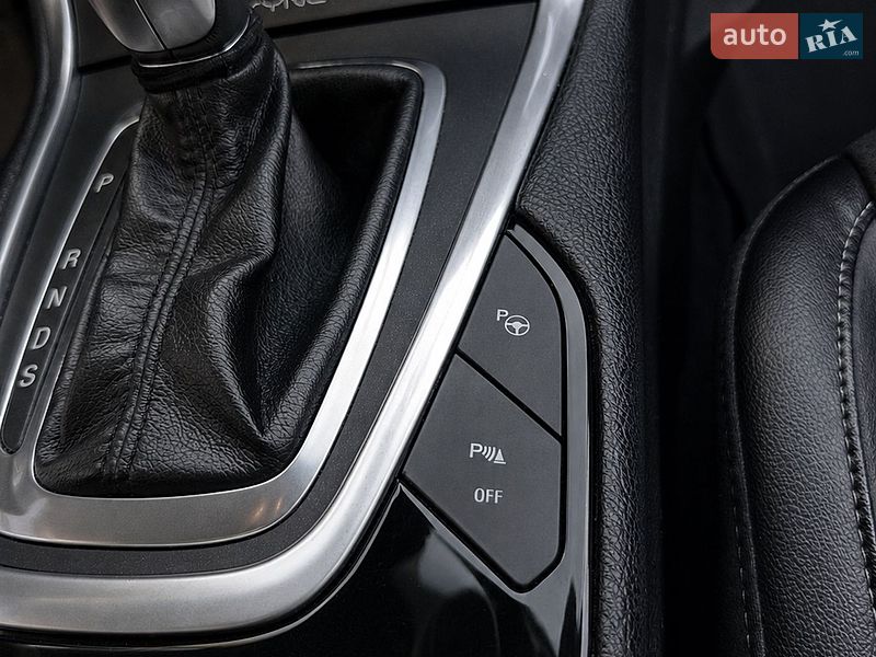 Внедорожник / Кроссовер Ford Edge 2015 в Хмельницком