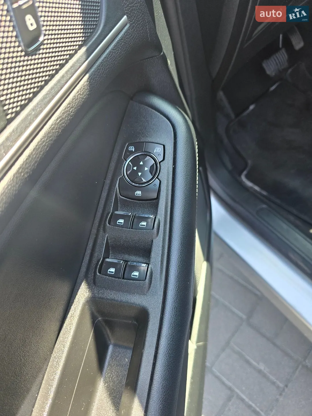 2022 Ford Edge - мініатюра 25