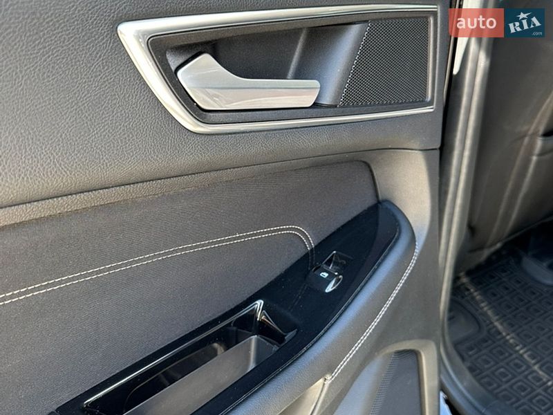 Позашляховик / Кросовер Ford Edge 2017 в Дніпрі