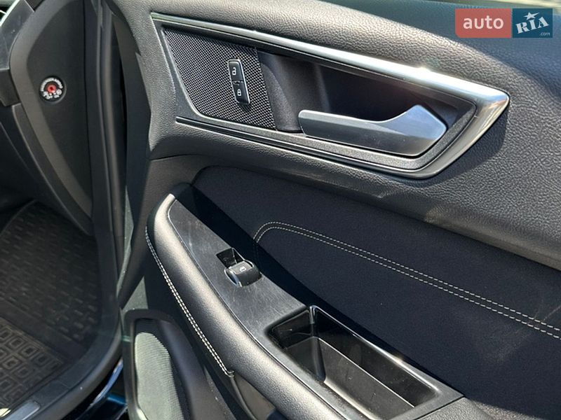 Позашляховик / Кросовер Ford Edge 2017 в Дніпрі
