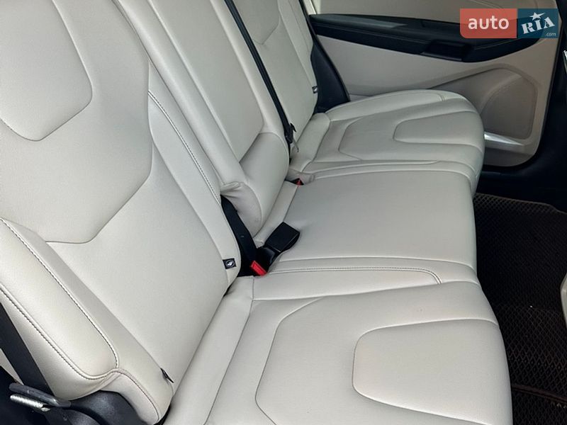 Позашляховик / Кросовер Ford Edge 2021 в Києві