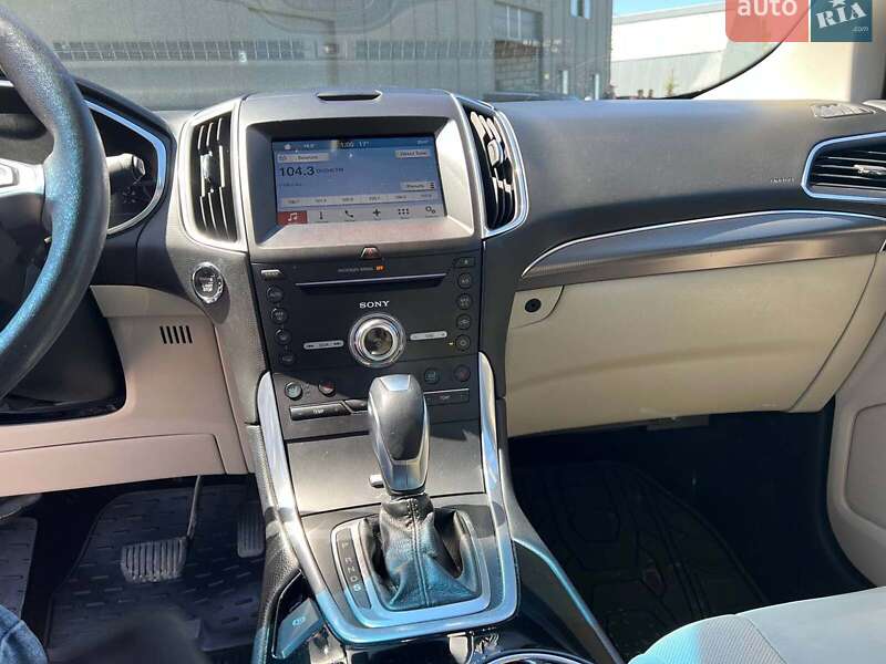 Внедорожник / Кроссовер Ford Edge 2016 в Львове
