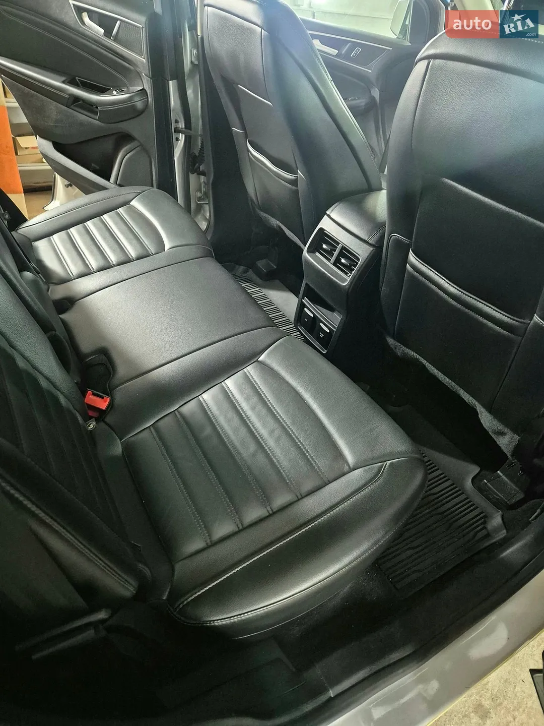 2018 Ford Edge - мініатюра 18