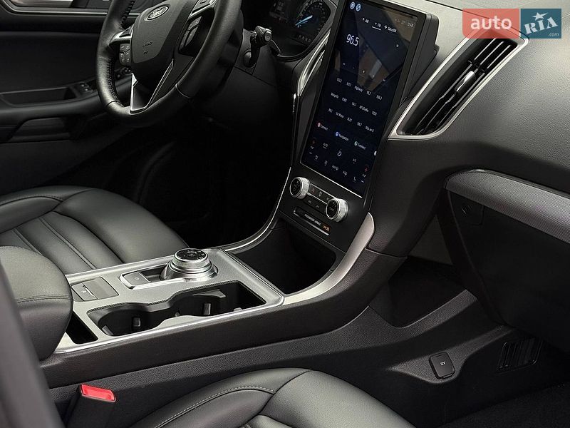 Внедорожник / Кроссовер Ford Edge 2021 в Черновцах