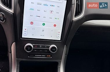 Позашляховик / Кросовер Ford Edge 2021 в Луцьку