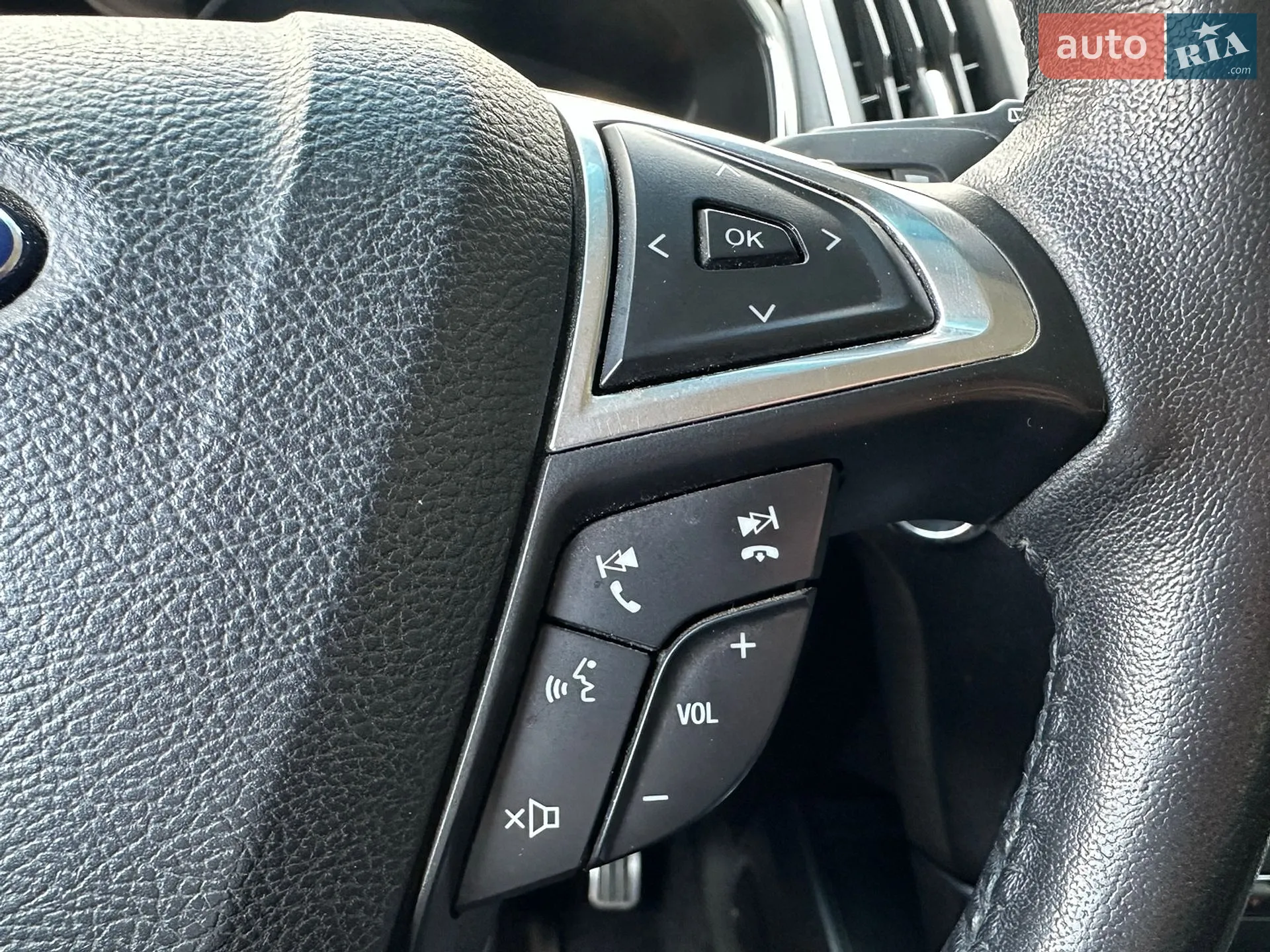 2015 Ford Edge - мініатюра 25