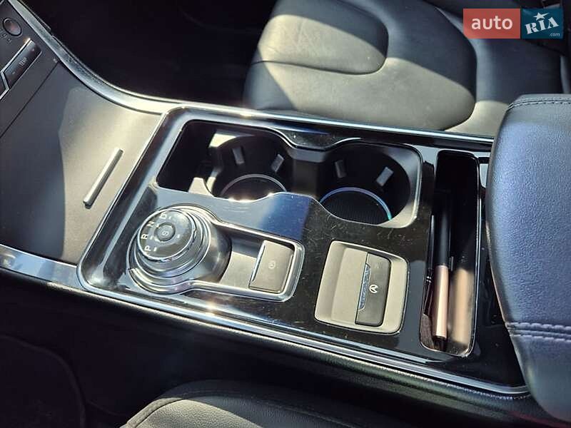 Позашляховик / Кросовер Ford Edge 2019 в Києві