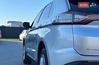 Позашляховик / Кросовер Ford Edge 2017 в Луцьку