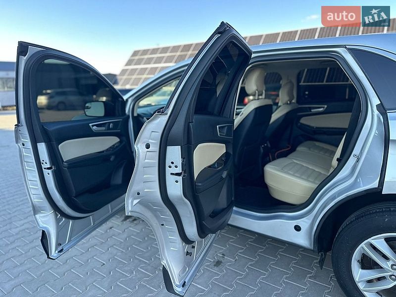 Позашляховик / Кросовер Ford Edge 2017 в Луцьку