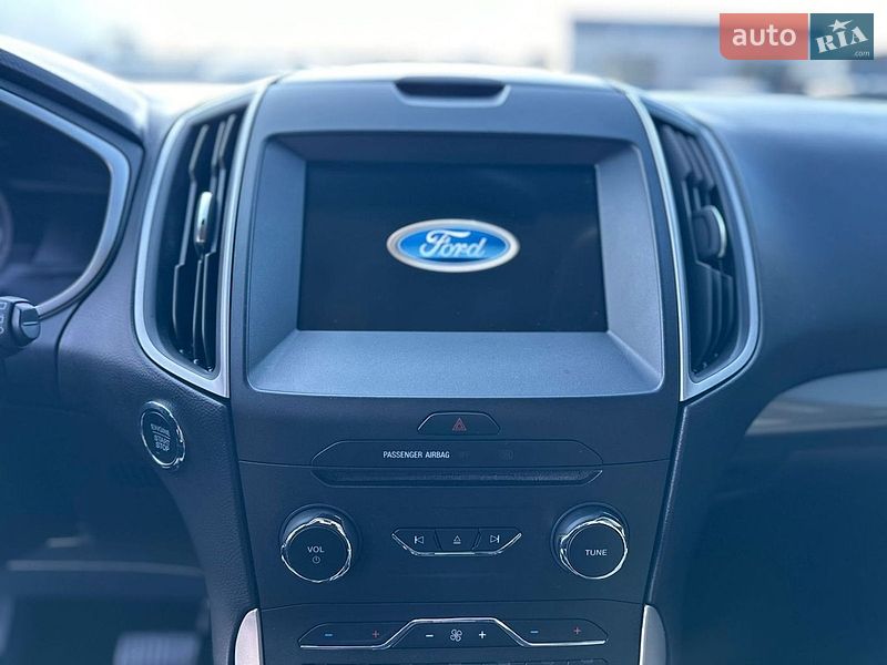 Позашляховик / Кросовер Ford Edge 2017 в Луцьку