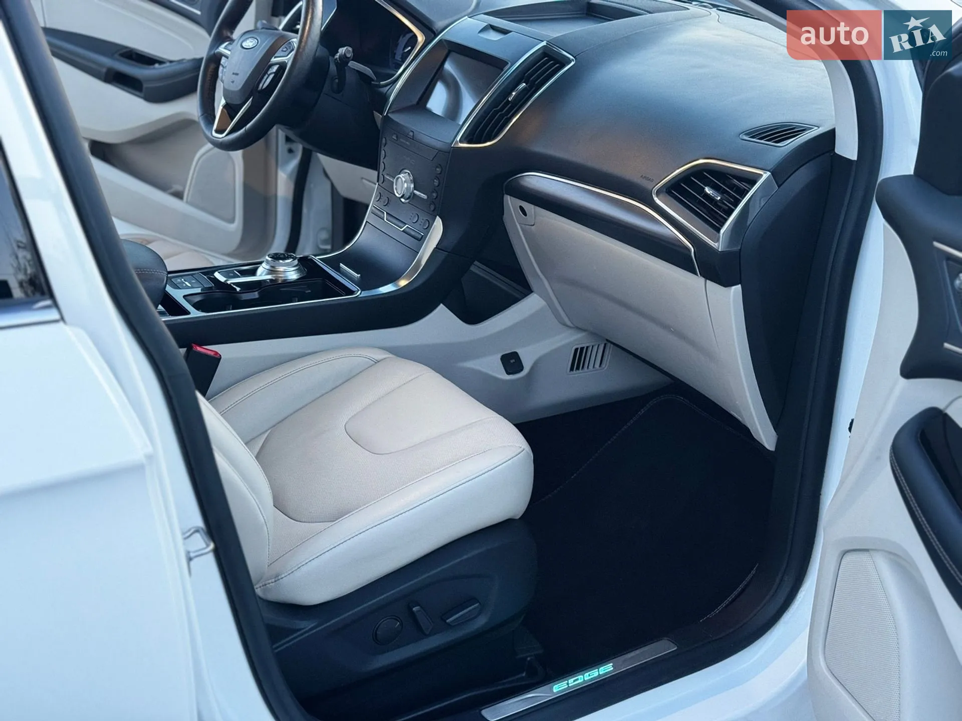2019 Ford Edge - мініатюра 22