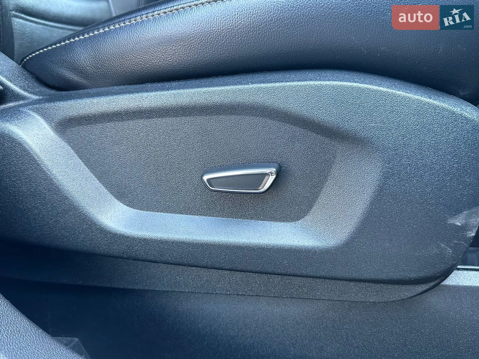 2016 Ford Edge - мініатюра 27