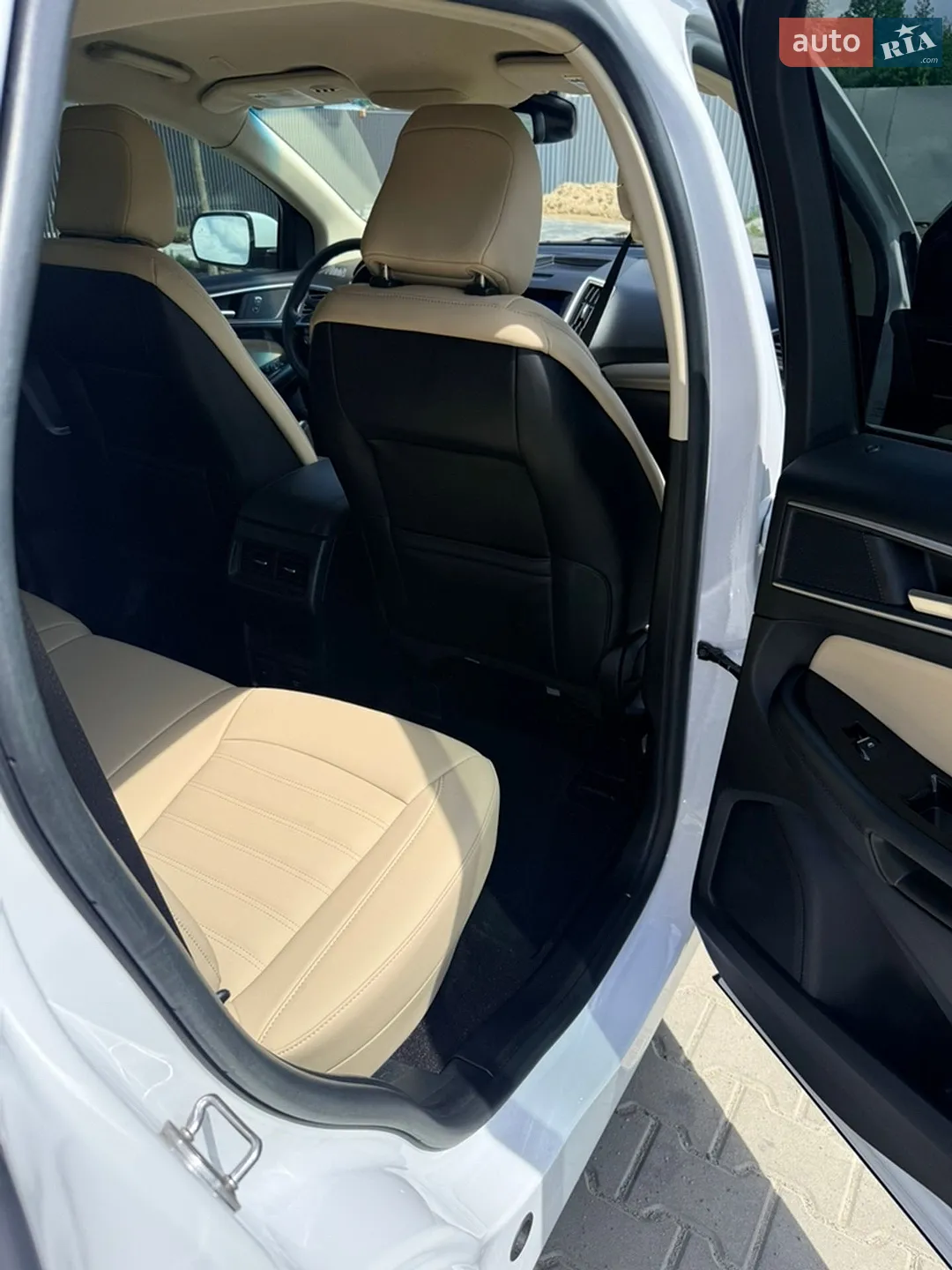 2020 Ford Edge - мініатюра 24