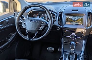 Позашляховик / Кросовер Ford Edge 2015 в Дубні