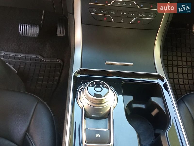 Позашляховик / Кросовер Ford Edge 2020 в Києві