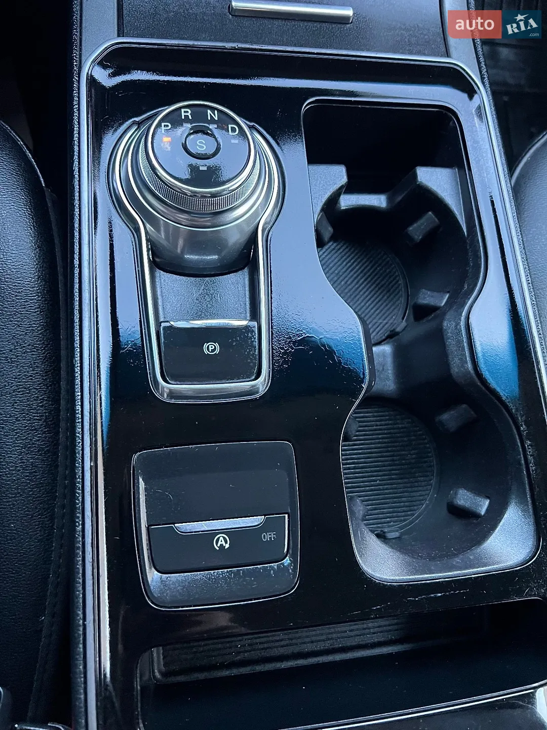 2018 Ford Edge - мініатюра 12