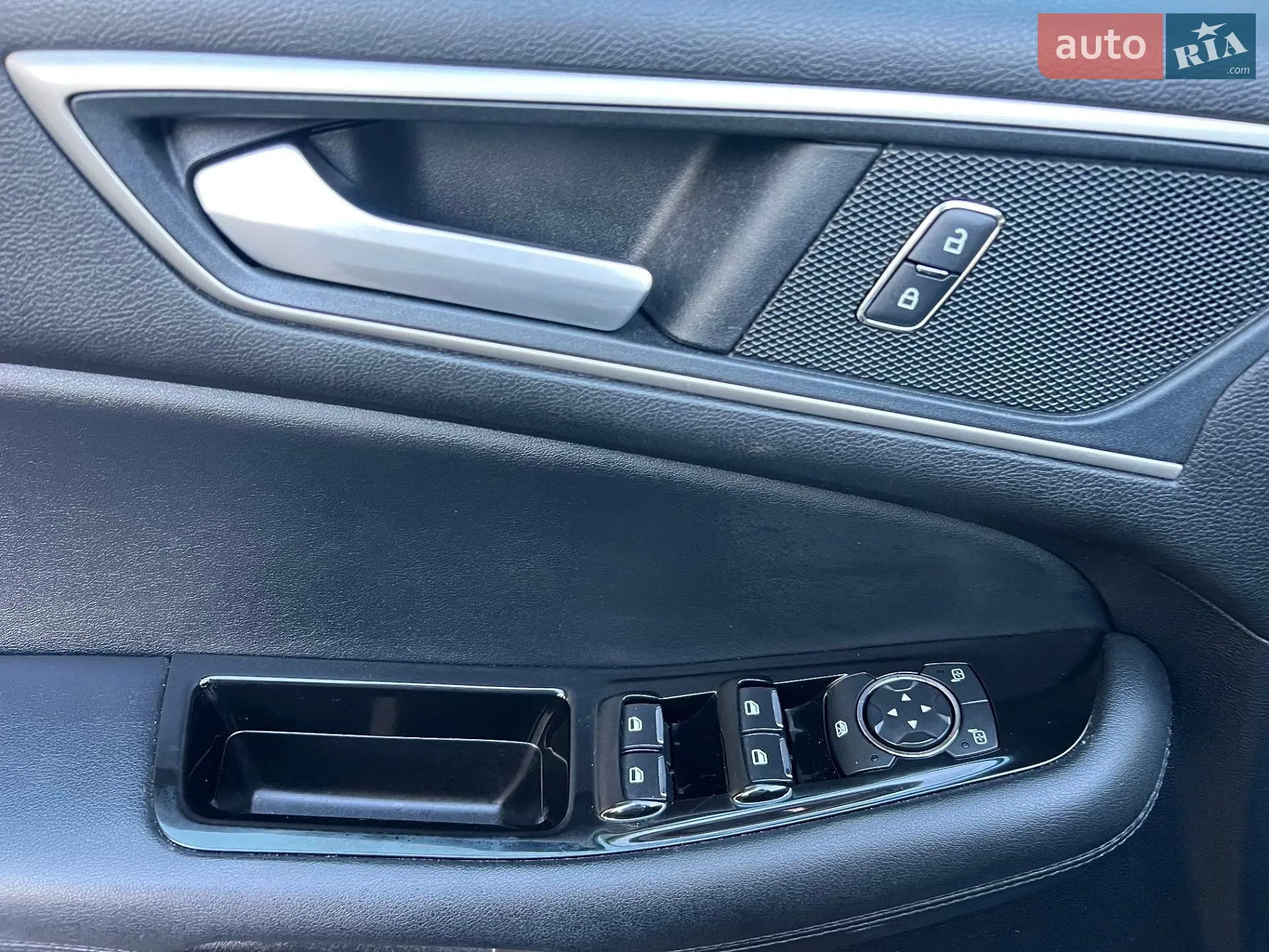 2018 Ford Edge - мініатюра 24