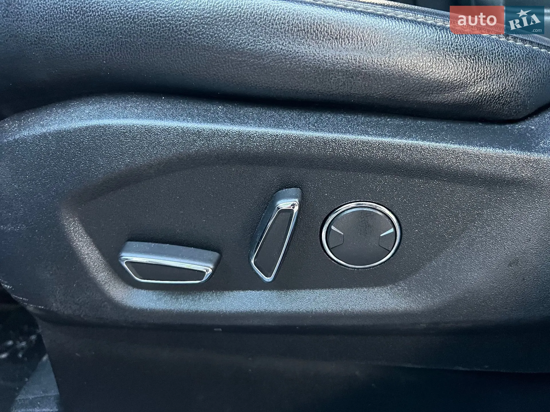 2018 Ford Edge - мініатюра 23