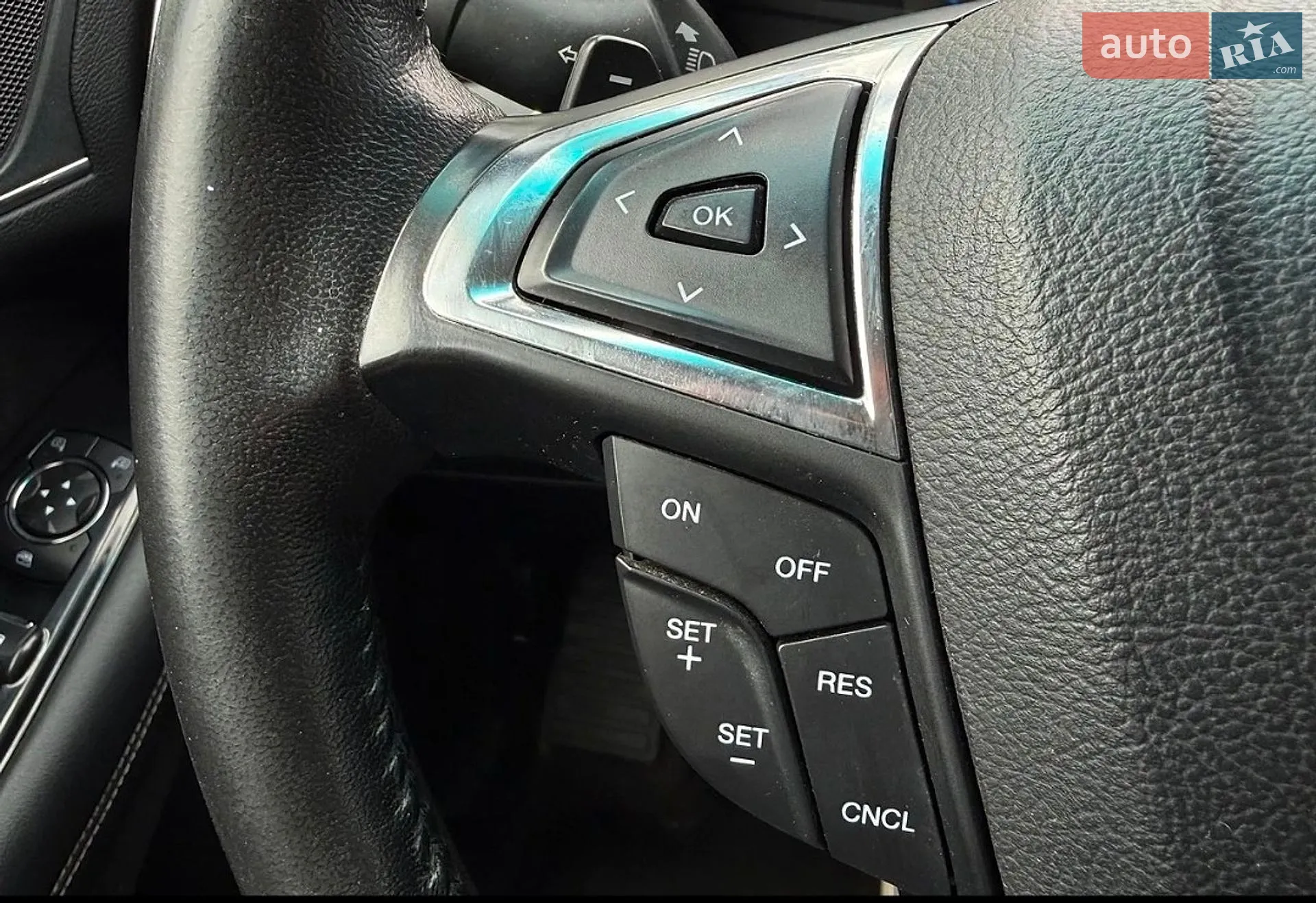 2017 Ford Edge - мініатюра 8