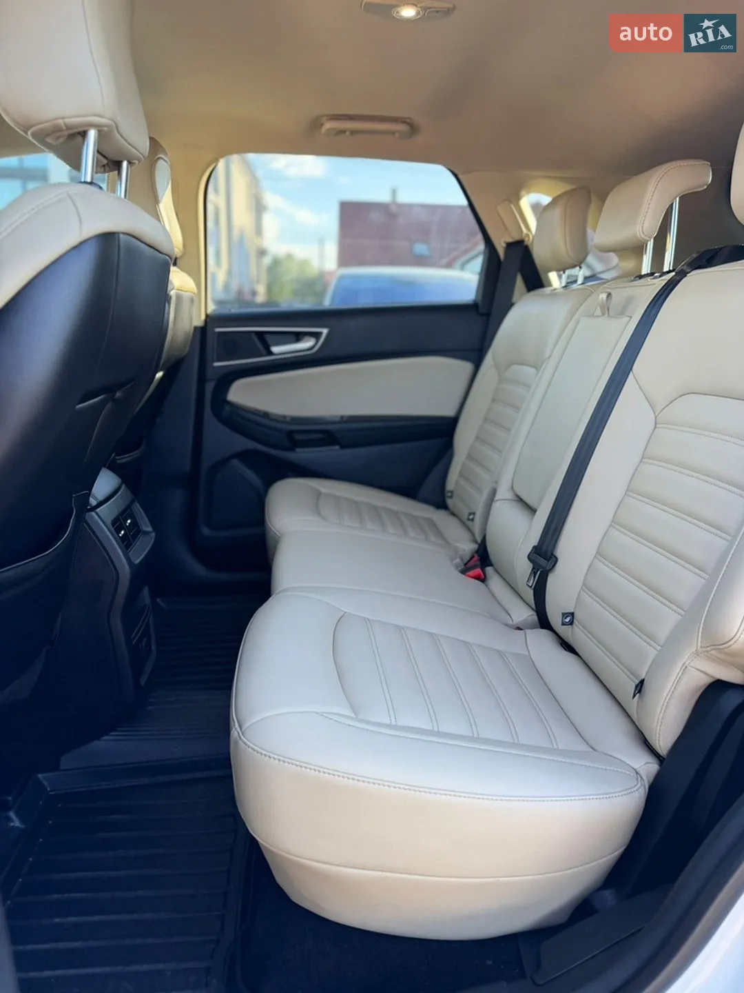 2019 Ford Edge - мініатюра 24