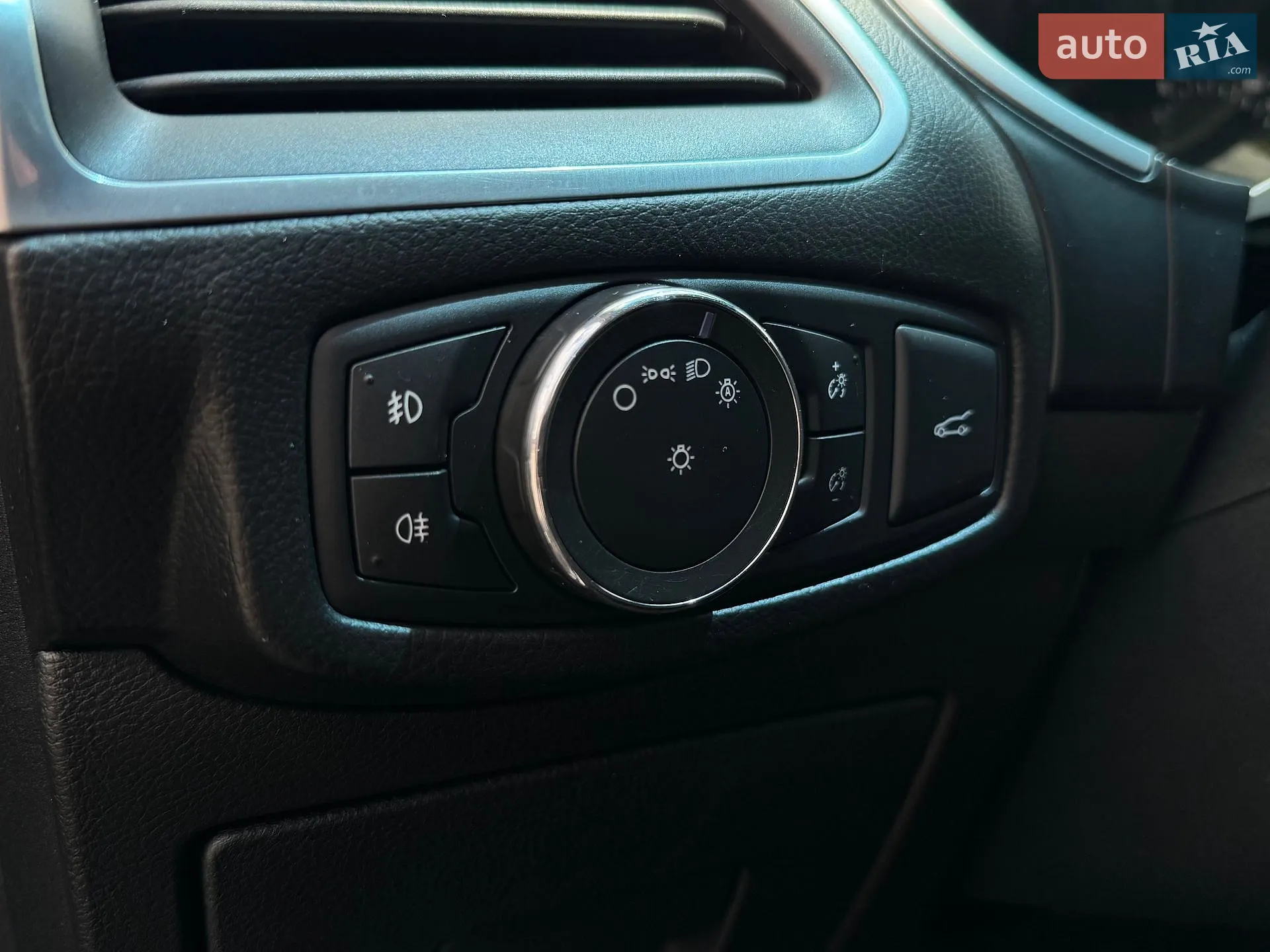 2016 Ford Edge - мініатюра 42