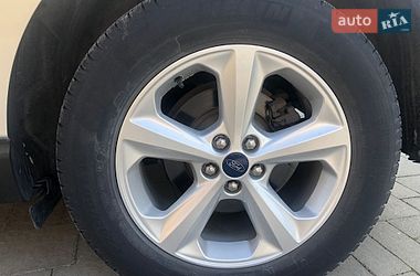 Позашляховик / Кросовер Ford Edge 2015 в Луцьку