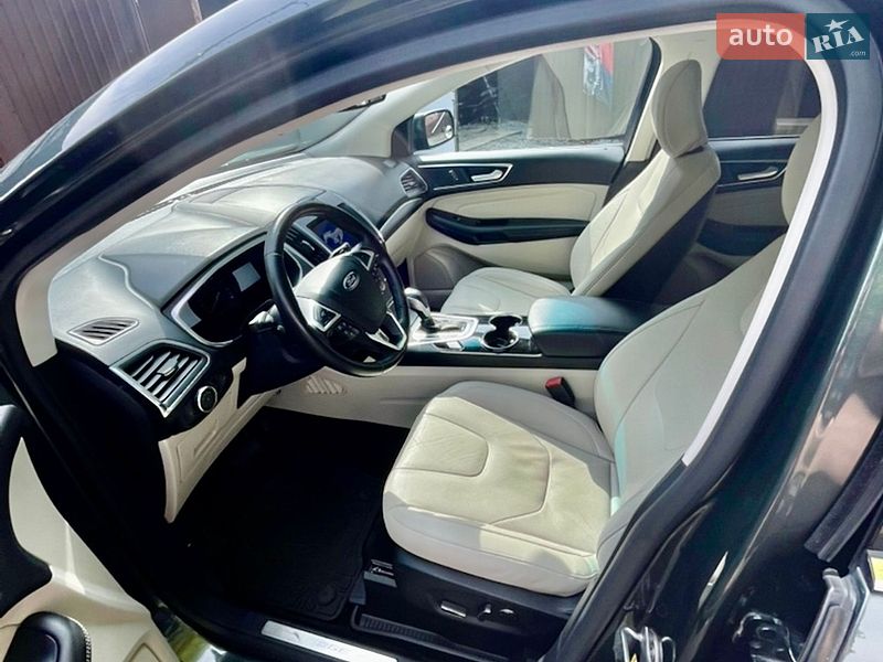 Внедорожник / Кроссовер Ford Edge 2015 в Ровно