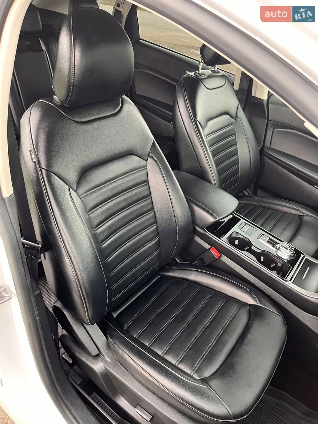 2019 Ford Edge - мініатюра 35