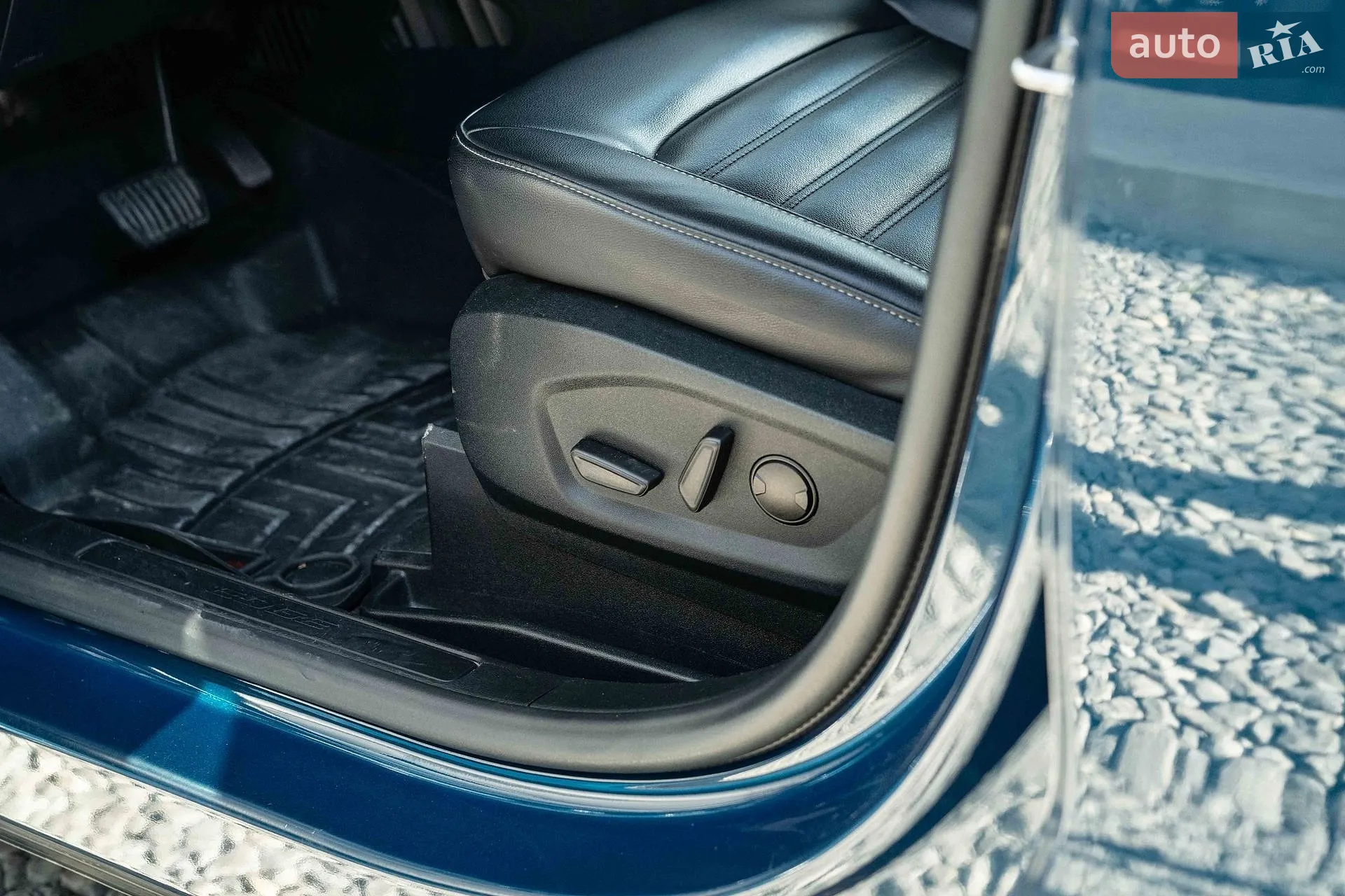 2020 Ford Edge - мініатюра 21