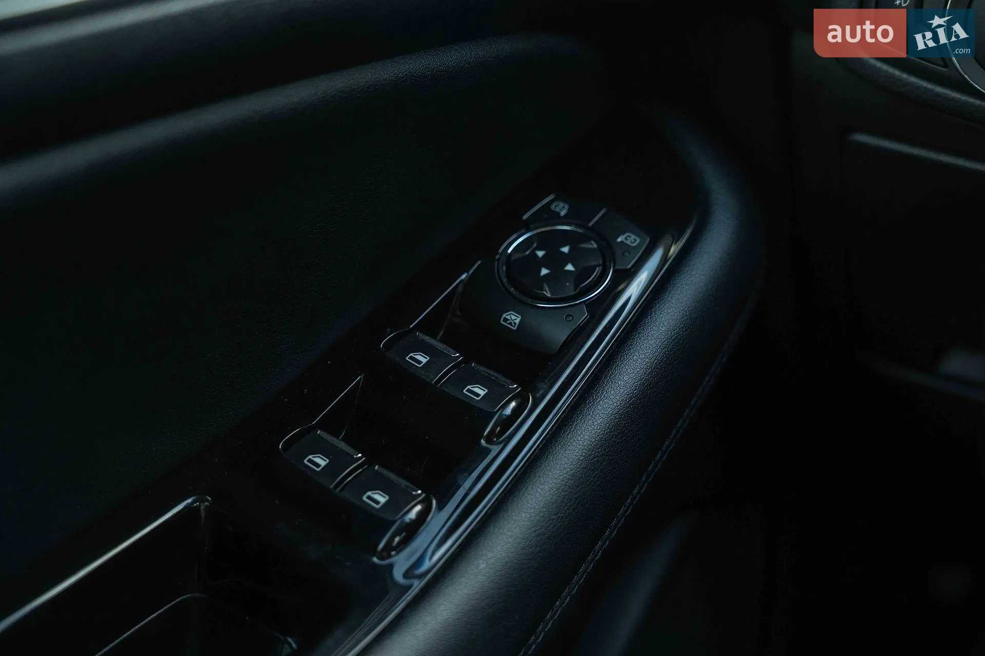 2020 Ford Edge - мініатюра 22