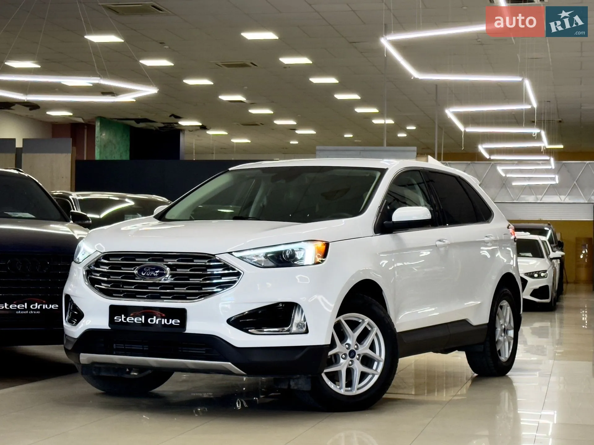 2021 Ford Edge - фото 1
