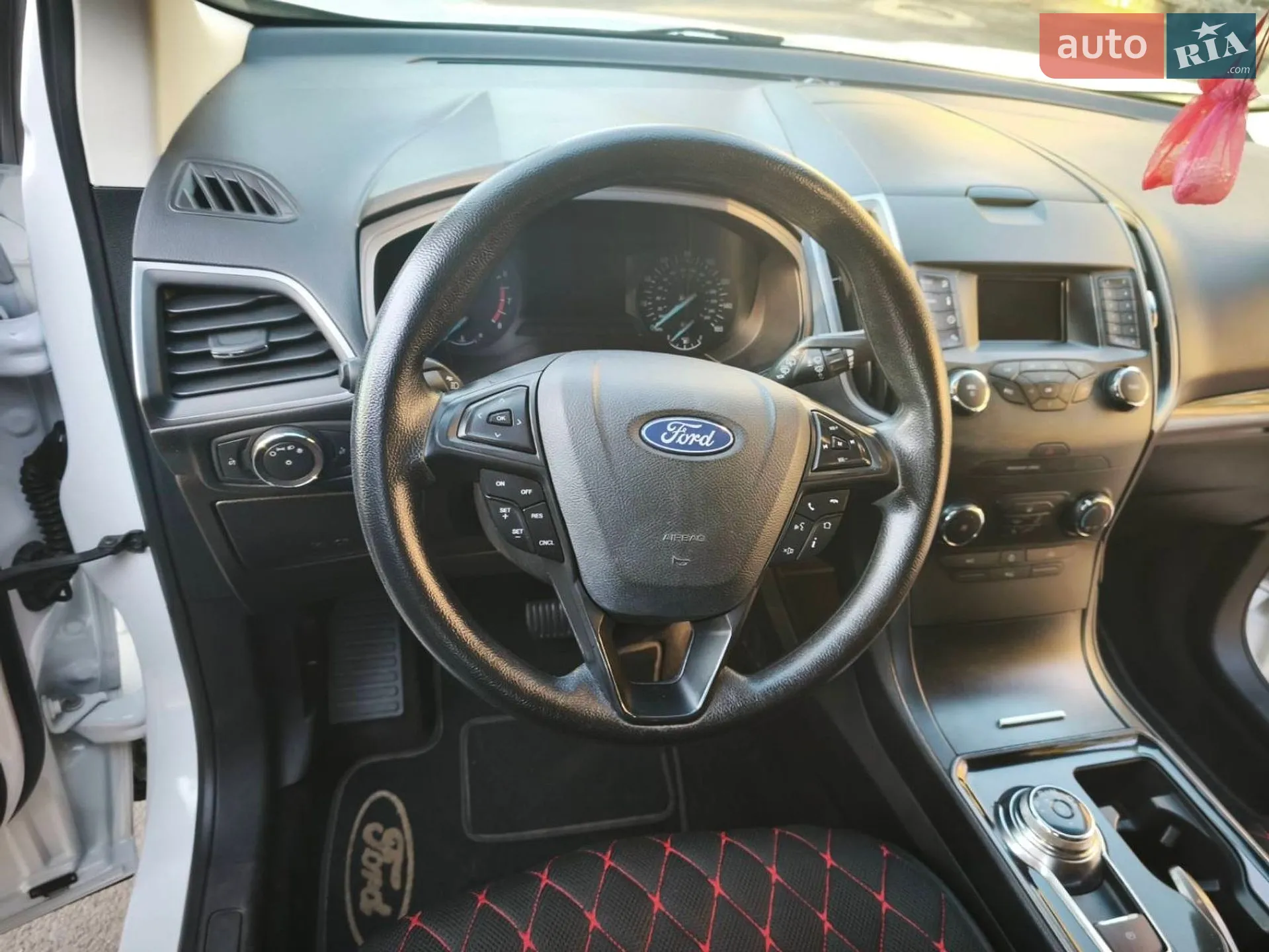 Ford Edge 2019 VIN 2FMPK3G93KBB73393 фото оголошення 21 з 32