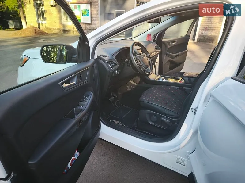 Ford Edge 2019 VIN 2FMPK3G93KBB73393 фото оголошення 22 з 71