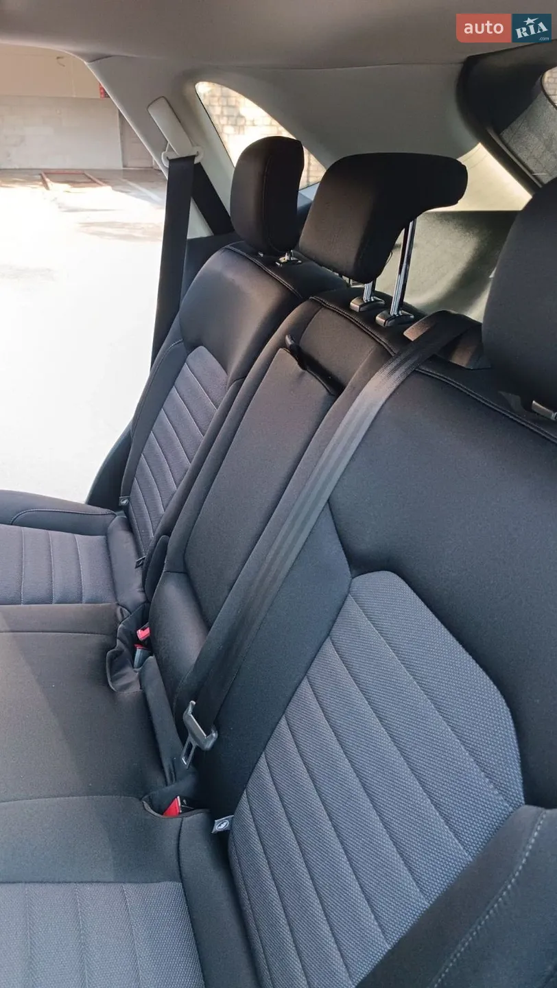 Ford Edge 2019 VIN 2FMPK3G93KBB73393 фото оголошення 30 з 32